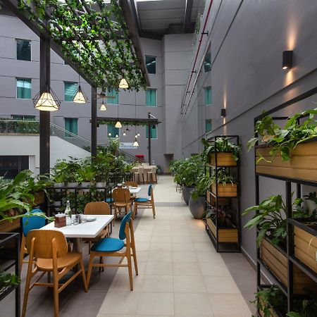 Holiday Inn Express & Suites Bengaluru Old Madras Road By Ihg Hoskote Exterior foto